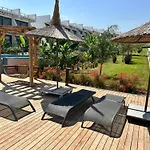 Pearl Island Studio Apartment Fantastic View E-3