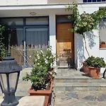 Explore Nature House