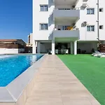 Emerald'S 2-Bedroom Apartment In Larnaca
