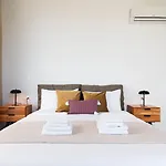 Giorgio Complex IV Apartments