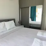 Luna Apartment