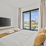 Universal Residences D II Studio Apartments