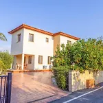Stavros Villa