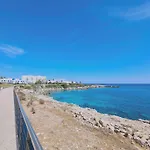 Coralli Privileges Apt