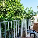 Siera IV Apartments