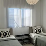 Stunning Apartment By The Sea