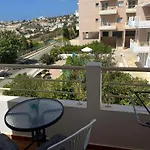 Seaview Apartments