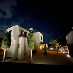 Alex Holiday Home By The Sea