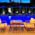 Sveltos Hotel