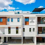 Oxford House Apt By Trulycyprus