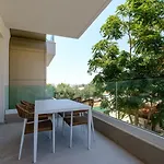 Midas Residence B I Apartments