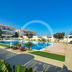 New 2Br Townhouse In Luxury Resort Pool & Beach