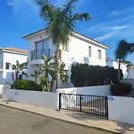 Villa Guenther Palm Village