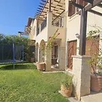 Stay Aphrodite Hills Apartment