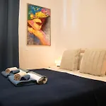 Seaside Modern Flat With Pool Queens Gardens 211