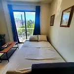 Seaside Rustic Flat In Harbour Tourist Area