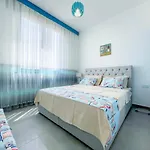 Luxurious Vacation Apartment With Private Jacuzzi
