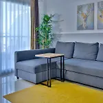 Modern One Bedroom Apartment In Caesar Resort & Spa, Long Beach