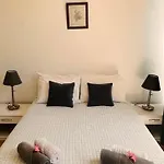 Lovely 4-Bedroom Villa In Tranquil Area