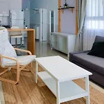 One Bedroom Apartment In Caesar Resort & Spa, Long Beach