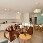 Caesar Beach Villas And Apartments