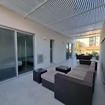 Luxury Seafront 2 Bedroom