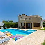 Villa Tsikkos Pende