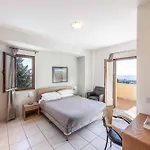 Apollon Dionysus Villa