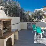 Schoene Ferienvilla Mit Privatem Pool
