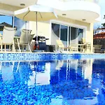 Coral Blue Bay Villa