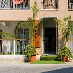 Marble - Cozy Studio W Balcony In Larnaca