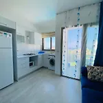 Seaview And Mountainview Studio