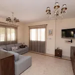 Malama 28 Villa Ekaterina