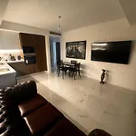 Beautiful Sea And Mountain View Apartment