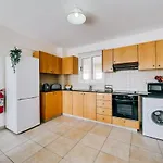 Apartment Dora