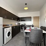 Olympus 2-Bedroom Apartment