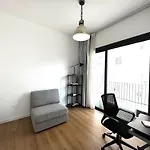 Wealthystays Downtown Residence, Spacious, Workspace