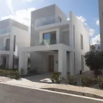 Protaras Azure Villa Azv15