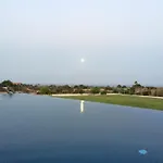 Villa Olivo Maroni