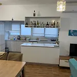 Turkuaz Sitesi Sea Side Penthouse