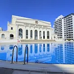Bohemian Style 1 Bed Apartment 1 Km To Sandy Beach
