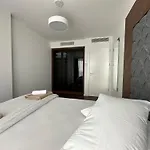 Grand Sapphire Luxury Residence By Myguest Cyprus