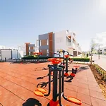 Four Seasons 2 Lofts By The Sea, Bogaz, Iskele