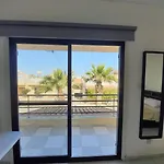 Bright And Cozy 2-Bedroom Apartment In Strovolos