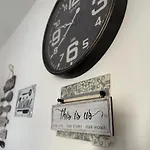 Irenes Apartment