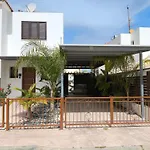 Casa Palmera
