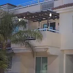Andros Apt 2 Bed, Free Wi-Fi, Safe, Complex Pool