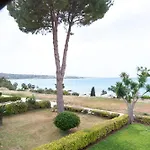 Sea View Apartment In Coral Bay