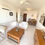 Kato Paphos Holiday Let - The Honey Pot