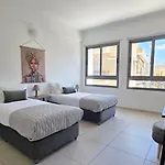 Phaedrus Living Ledras Residences 105
